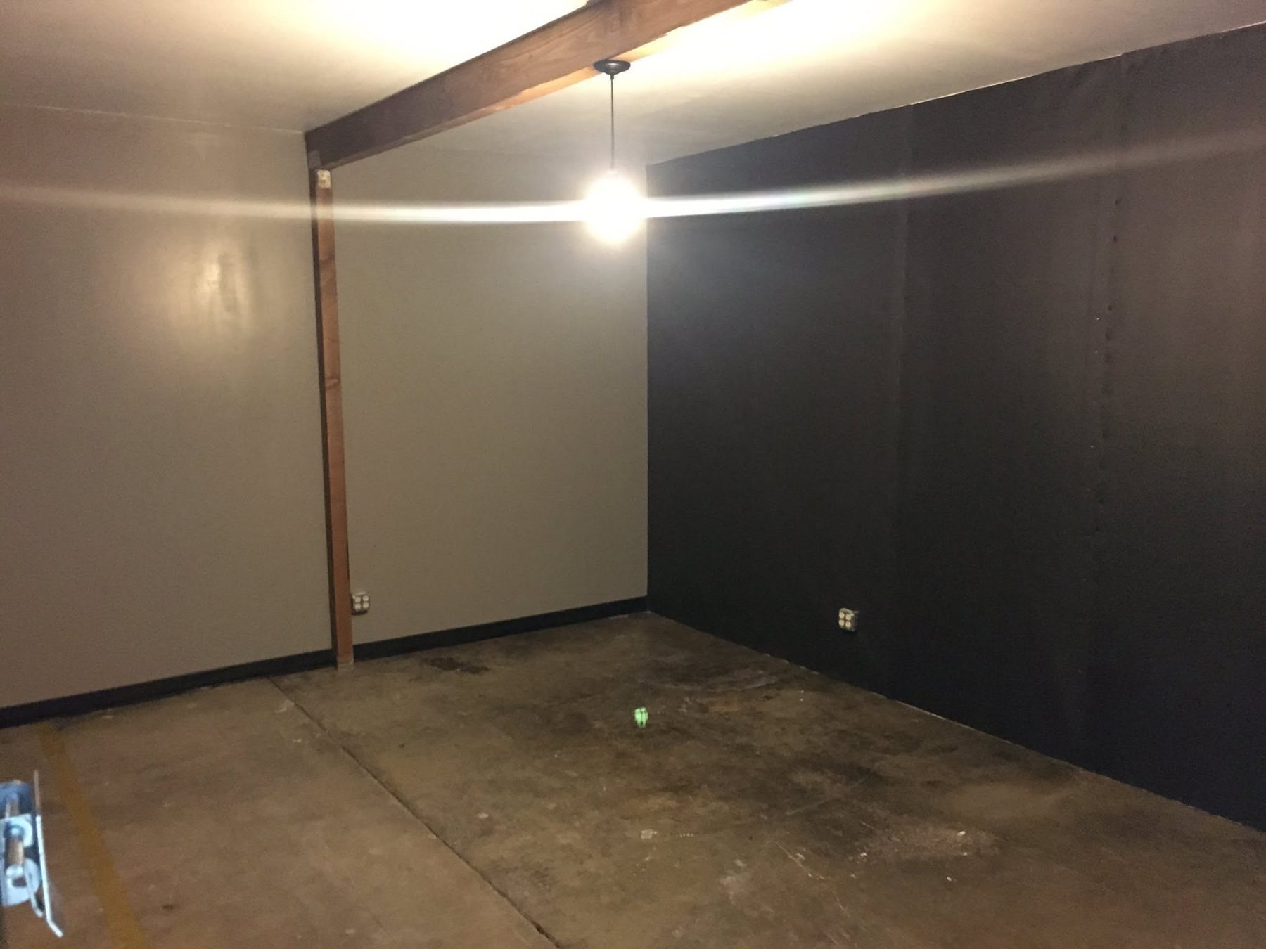 Empty small studio ready for a new artist